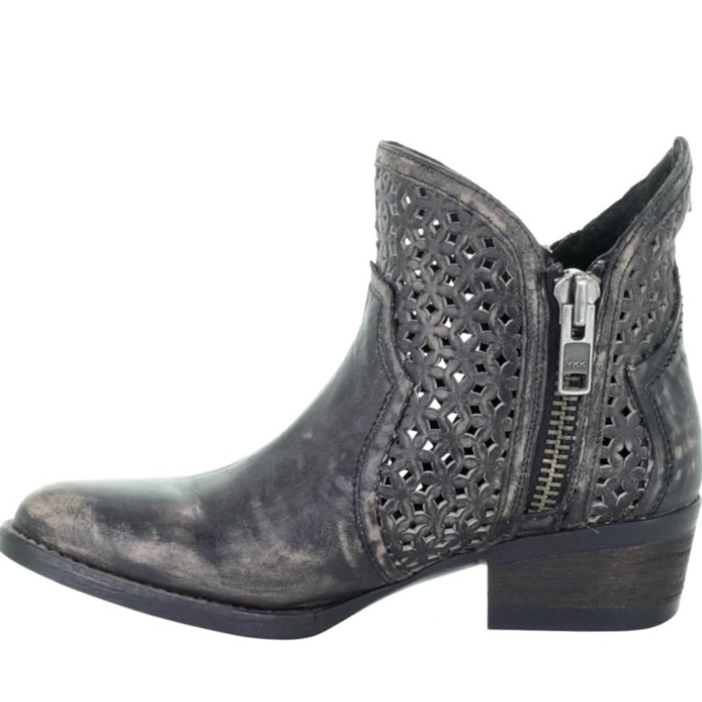 Circle G by Corral Distressed Leather Ankle Booties – Size 8 - Picture 13 of 13